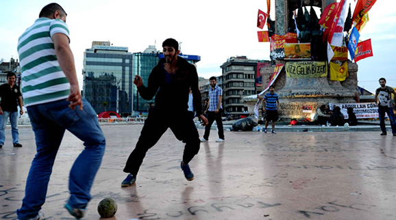 La place Taksim à Istanbul, le 6 juin.